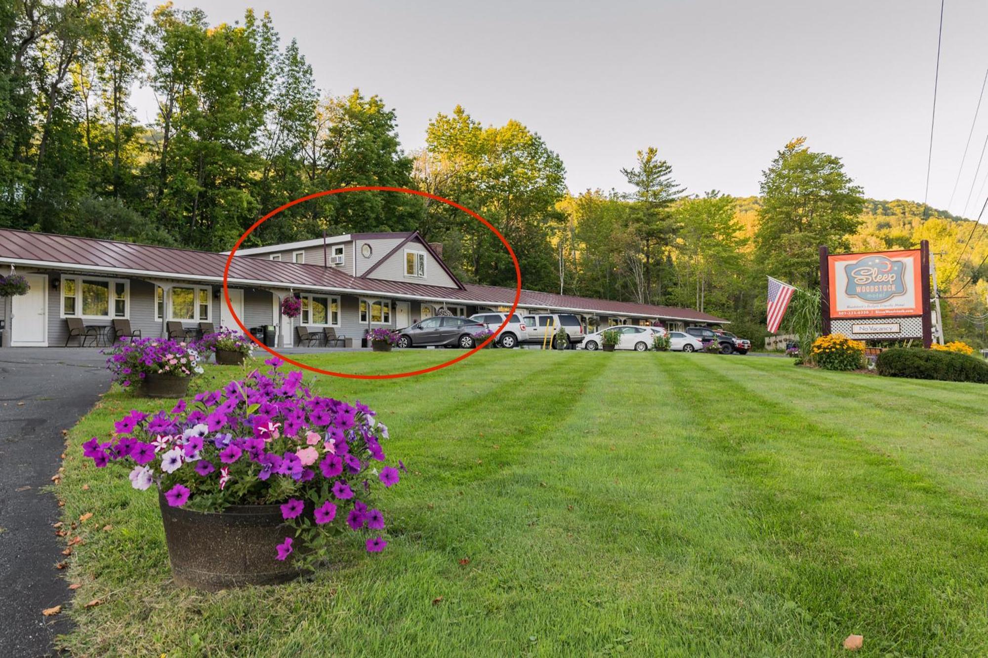 Sleep Woodstock Motel Rom bilde